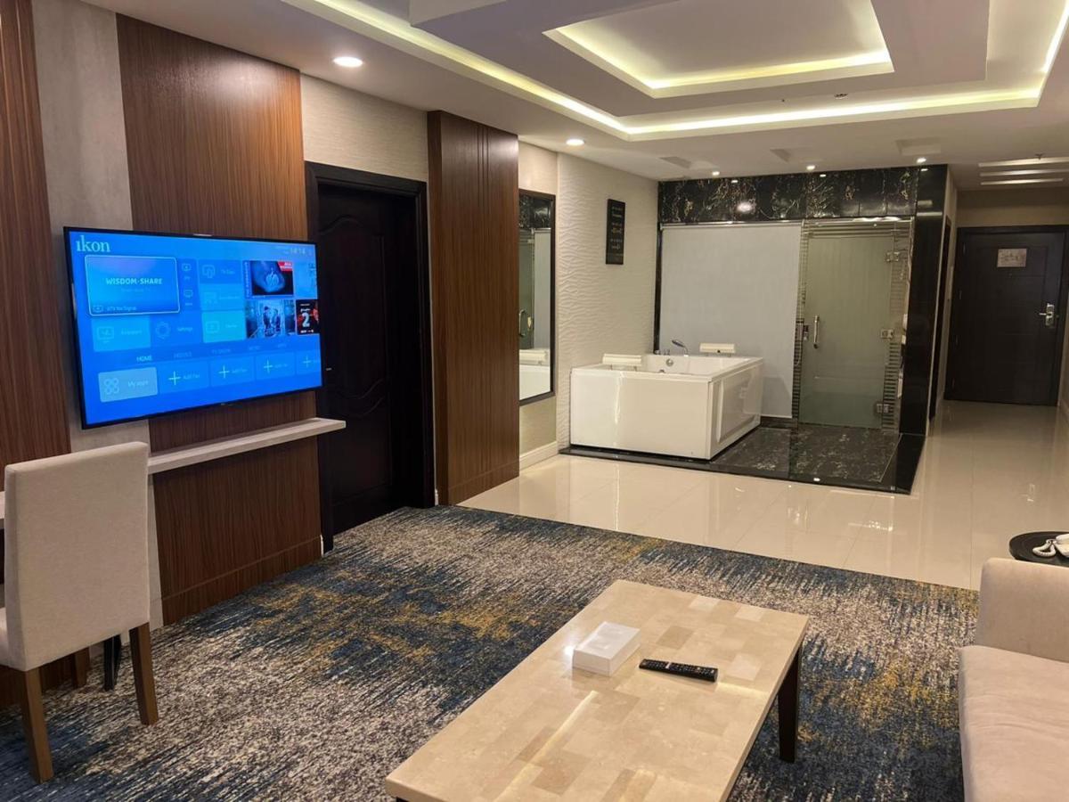 Remaz Suites Hotel Jubail Ngoại thất bức ảnh