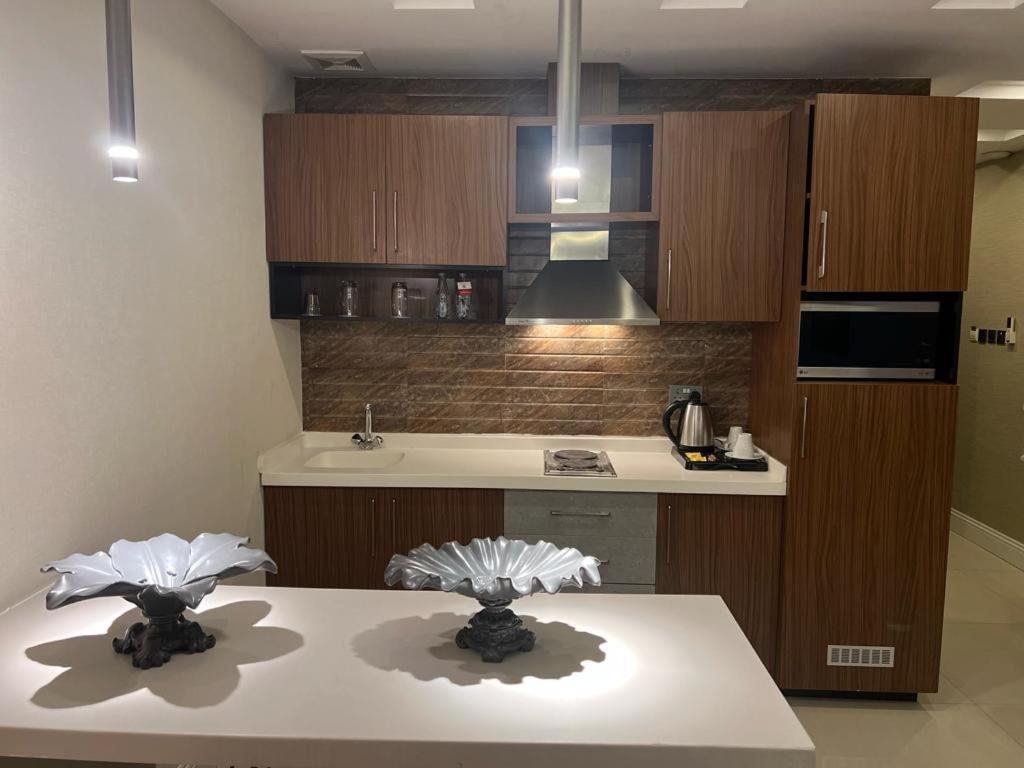 Remaz Suites Hotel Jubail Ngoại thất bức ảnh
