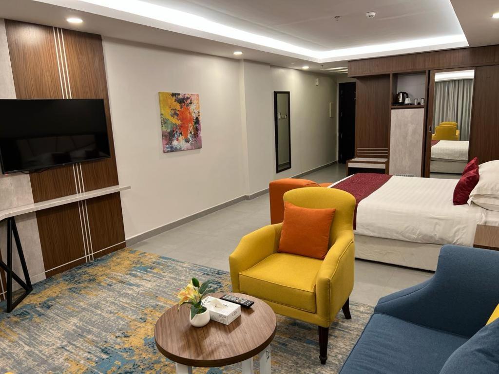 Remaz Suites Hotel Jubail Ngoại thất bức ảnh