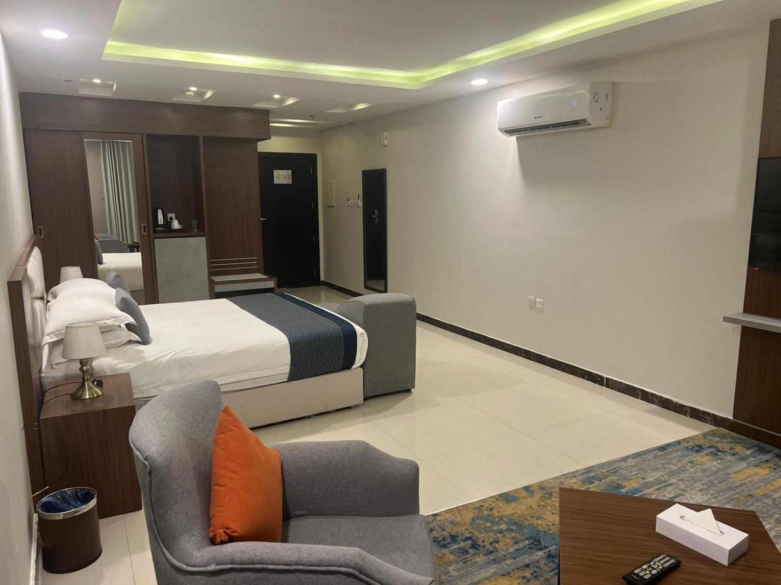 Remaz Suites Hotel Jubail Ngoại thất bức ảnh