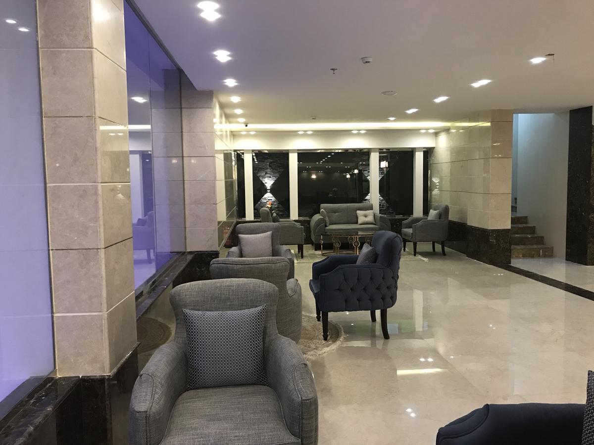 Remaz Suites Hotel Jubail Ngoại thất bức ảnh
